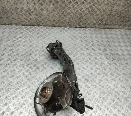 BMW X1 F48 F49 Rear wheel hub 8842880 6851589