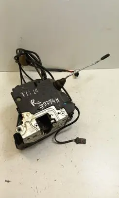 Mercedes-Benz SLK R171 Front door lock A1717201835 1717201835