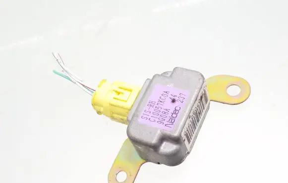 Mazda Premacy Airbag deployment crash/impact sensor C10057KC0A 9G08A 379070801770