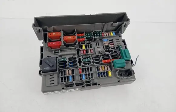 BMW X1 E84 Fuse module 9119446