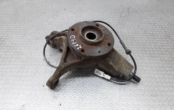 Citroen C4 I Front wheel hub spindle knuckle