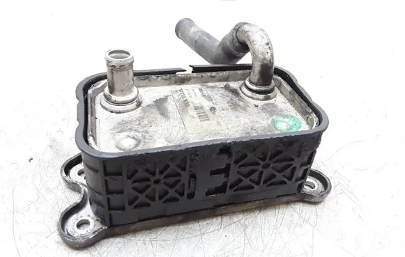 Engine oil radiator