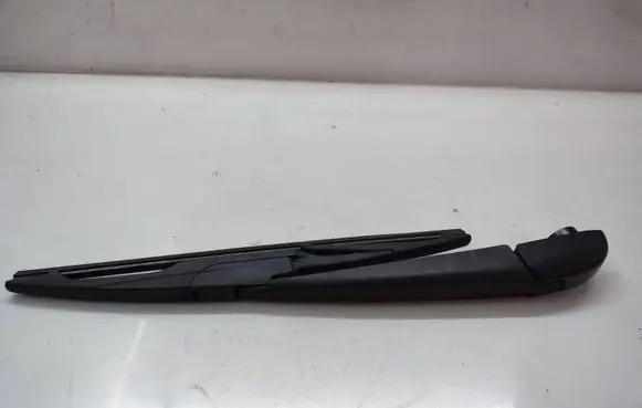 Land Rover Discovery Sport Rear wiper blade arm