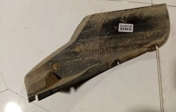 Mazda 5 Engine splash shield/under tray C23550341 C235-50341
