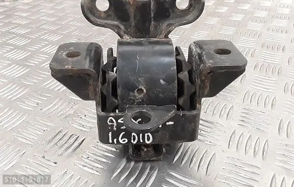 Mitsubishi ASX Engine mount bracket mn184339