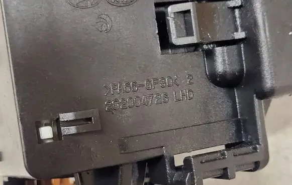Hyundai Santa Fe Wiper control stalk 202004726 200002559