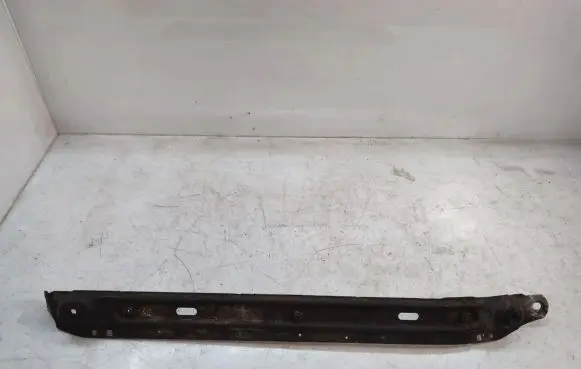 Peugeot 5008 Radiator support slam panel bracket 
