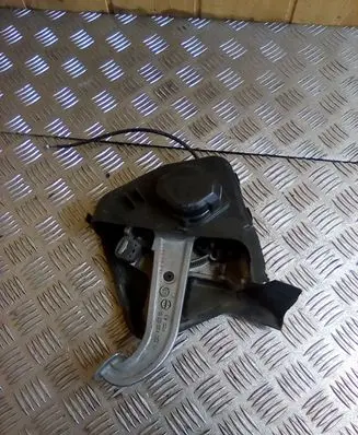 Mercedes-Benz C W203 Handbrake/parking brake lever assembly 2204200312 A2036890308