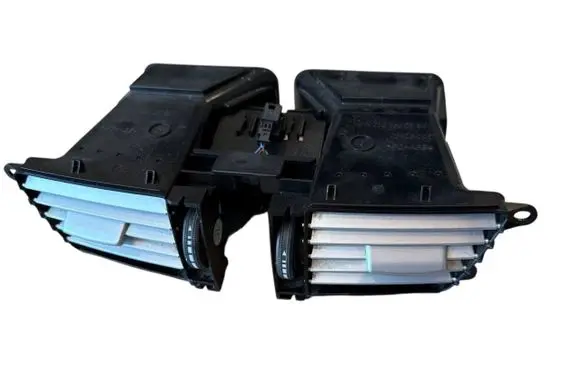 Mercedes-Benz E W212 Dash center air vent grill A2128302554 06825002 2128302554