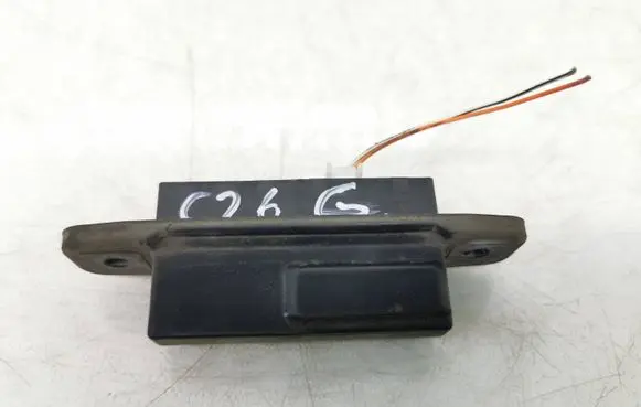 Toyota Auris 150 Tailgate opening switch 0504K74