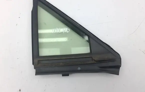 Toyota RAV 4 (XA50) Front door vent window glass four-door 