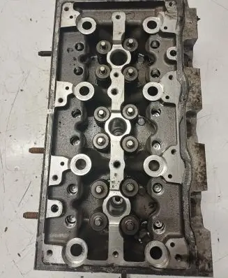 Volkswagen Polo V 6R Engine head 04B103403M