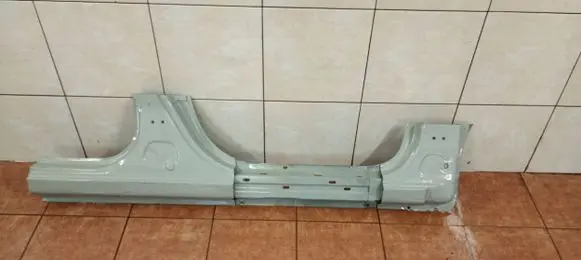 KIA Rio Sill