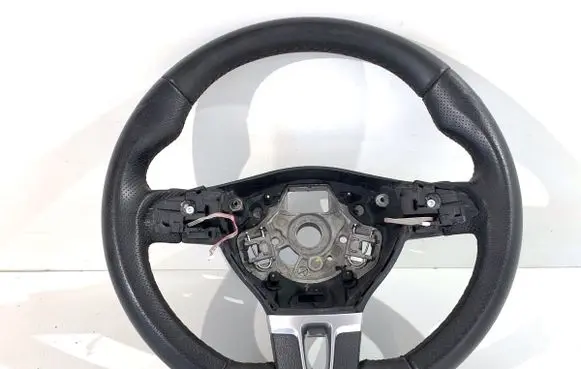 Volkswagen PASSAT CC Steering wheel 3063751