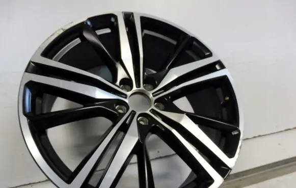 Volvo V60 R20 alloy rim 31471682