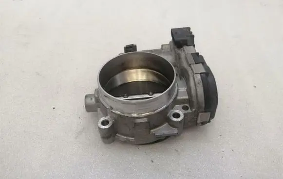 Mercedes-Benz C W205 Throttle valve A2761410125
