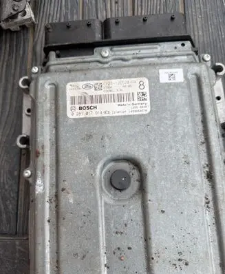 Land Rover Range Rover Sport L320 Engine control unit/module CX2312C520PA 0281017914