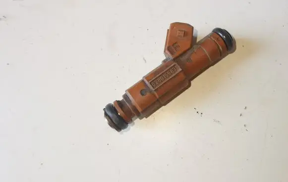 Volvo S80 Fuel injector 0280155831 9186340