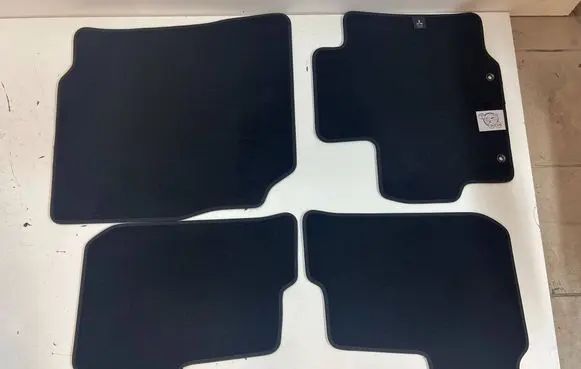 Mitsubishi Space Star Car floor mat set MZ314719