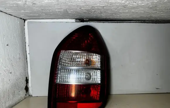 Opel Zafira A Rear/tail lights
