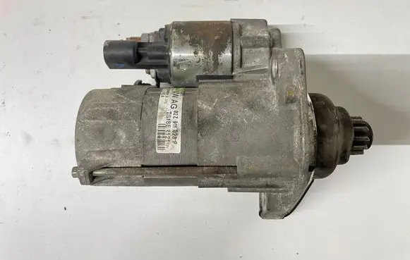 Volkswagen Golf VI Starter motor 02Z911023P TS18ER121