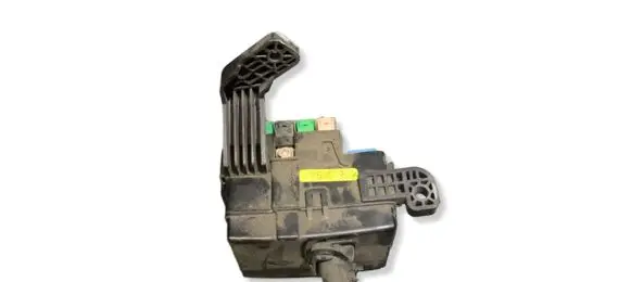 Hyundai Santa Fe Fuse box set N914222B1100A M630807 N91422