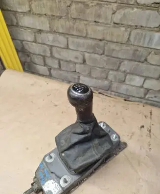 Volkswagen Polo IV 9N3 Gear shifter/selector 6Q0711061E 6Q0711265AM 6Q0711266AD