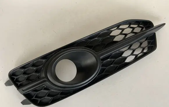 Front bumper lower grill