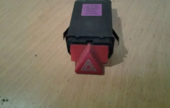 Audi A6 S6 C6 4F Hazard light switch 4B0941509D