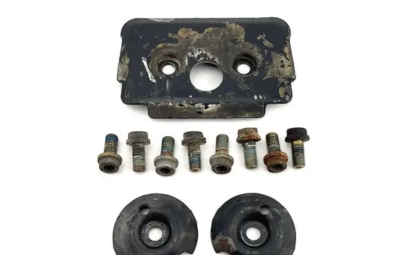 Mercedes-Benz SL R129 Sway bar bush bracket, front A1295240088 1295240088