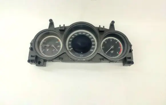Mercedes-Benz C W204 Speedometer (instrument cluster) A2049004509