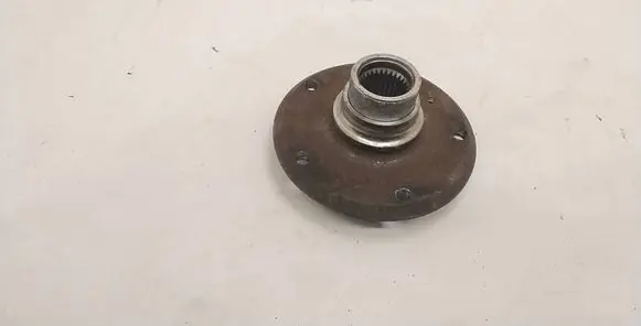 BMW 7 E38 Rear wheel hub