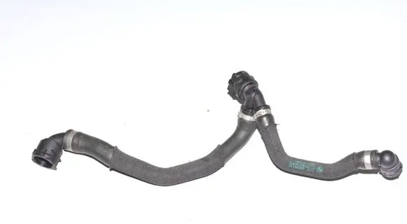 BMW 5 G30 G31 Engine coolant pipe/hose 8592808