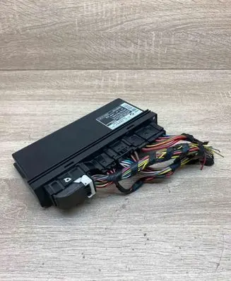 BMW 5 E60 E61 Comfort/convenience module 6952664 USED 5WK49110