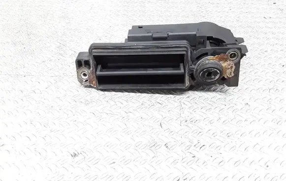 Mercedes-Benz C W203 Tailgate opening switch A2037500093