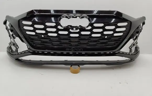 Audi e-tron Front bumper 4KE807725 4KE853651J