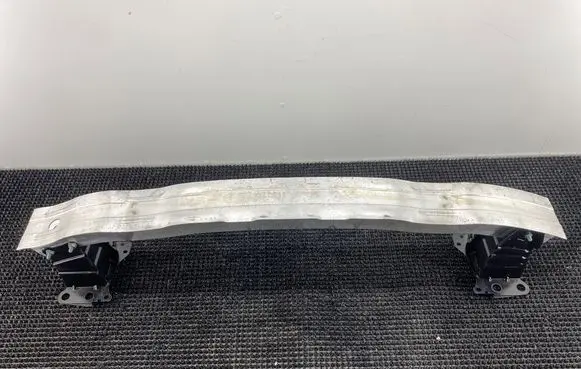 Audi A3 S3 8P Front bumper cross member 8P0807113E