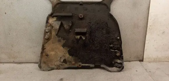 Volvo V70 Engine splash shield/under tray 30741969