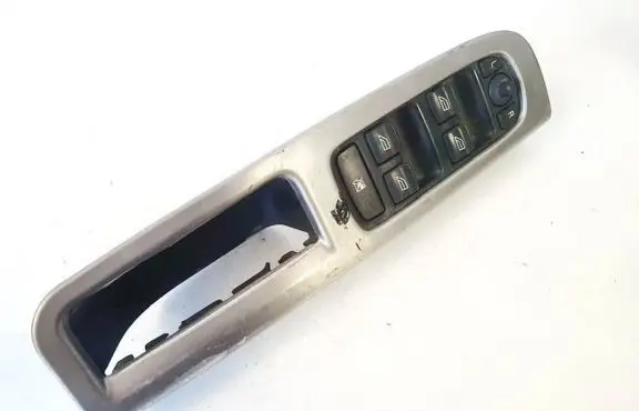 Volvo V50 Electric window control switch 30710787 30710788