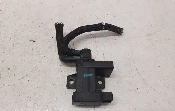 Opel Antara Turbo solenoid valve 25183170