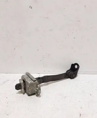 Nissan Qashqai Front door check strap stopper