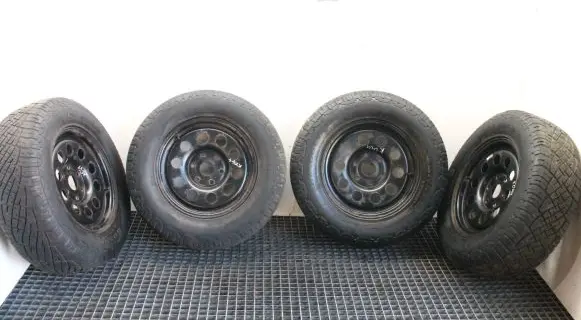 Mitsubishi L200 R17 steel rim 24570R17