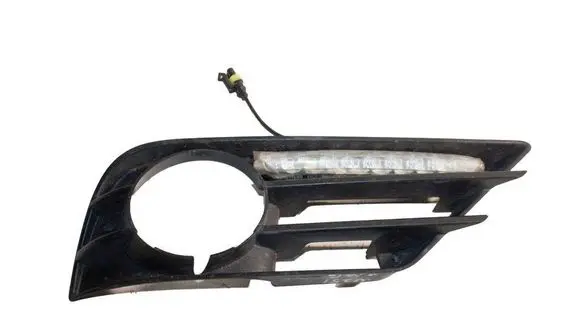 Mercedes-Benz R W251 Front fog light trim/grill A2518850453