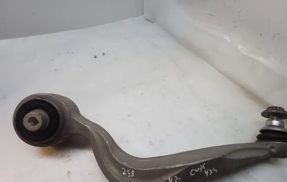 Mercedes-Benz E W238 Front lower control arm/wishbone 2130100