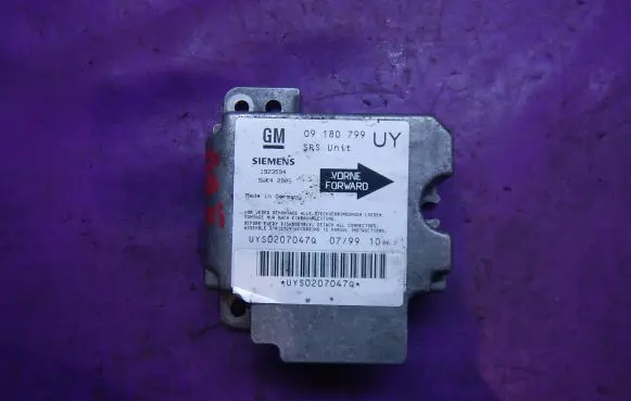 Opel Astra G Airbag control unit/module 09180799UY