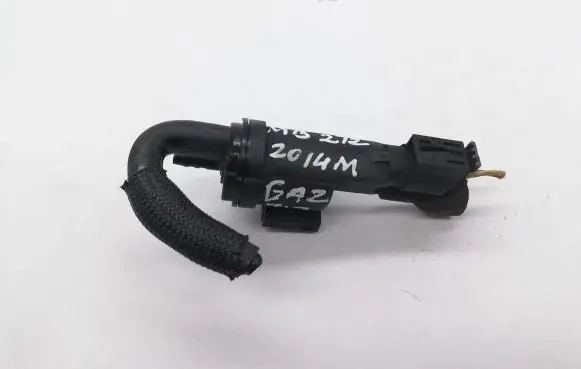 Mercedes-Benz E W212 Turbo solenoid valve A0025407097