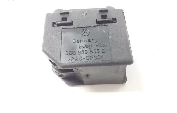 Volkswagen Golf IV Electric window control switch 3B0959855B