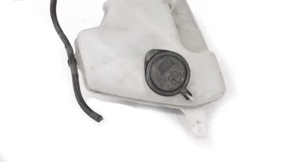 Toyota Prius (XW20) Windshield washer fluid reservoir/tank 060851145