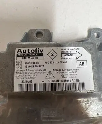 Peugeot 308 Airbag control unit/module 9665100080 610714900