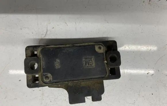 Audi 80 90 S2 B4 Ignition amplifier control unit 